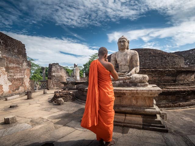 Sri lanka monge polonnaruwa